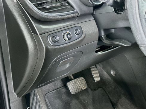 Used 2017 Buick Encore Preferred FWD image 17