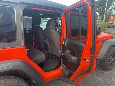 Used 2023 Jeep Wrangler Sport image 12