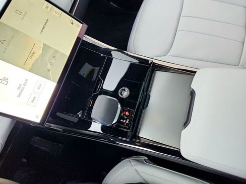 New 2026 Land Rover Range Rover Sport SE image 22