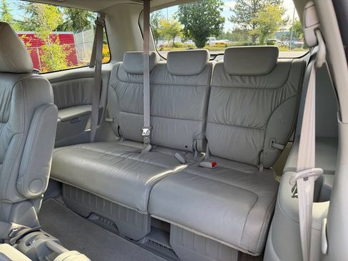 Used 2010 Honda Odyssey EX-L image 34