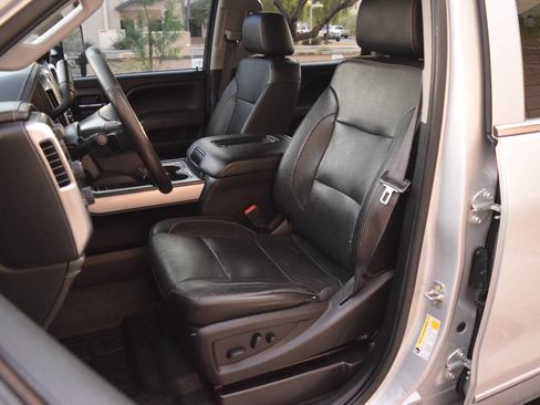 Used 2019 Chevrolet Silverado 2500 LTZ w/ Duramax Plus Package image 12