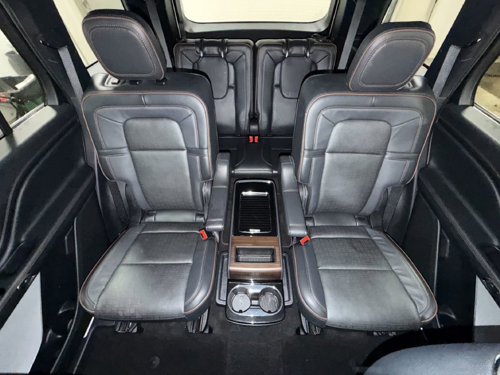 Used 2025 Lincoln Aviator Black Label w/ Black Label Special Edition AWD/4WD image 26