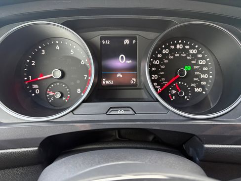 Used 2020 Volkswagen Tiguan SE R-Line FWD image 18