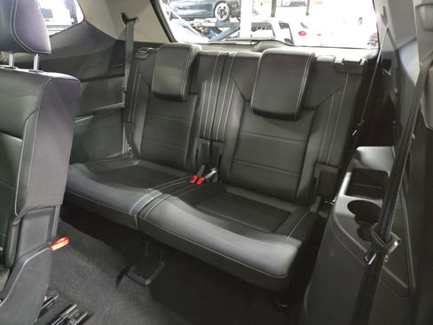 Used 2023 Volkswagen Atlas SE w/ Panoramic Sunroof Package AWD/4WD image 22