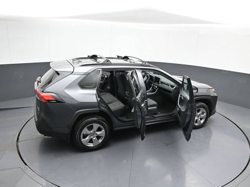 Used 2023 Toyota RAV4 XLE AWD/4WD image 43