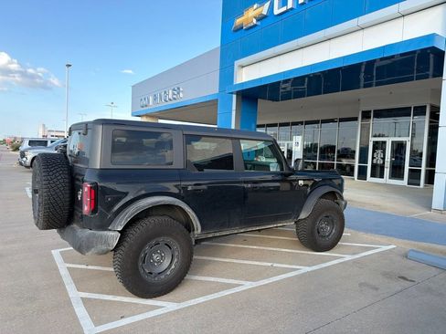 Used 2024 Ford Bronco Big Bend AWD/4WD image 2