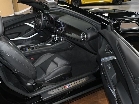 Used 2021 Chevrolet Camaro SS RWD image 48