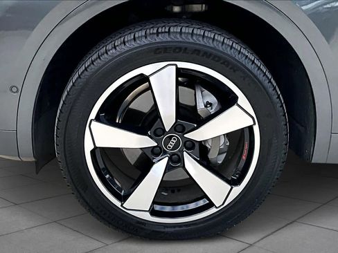 Certified 2022 Audi Q5 2.0T Prestige w/ Prestige Package image 10