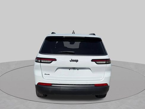 New 2026 Jeep Grand Cherokee L Limited w/ Limited Altitude Package AWD/4WD image 6