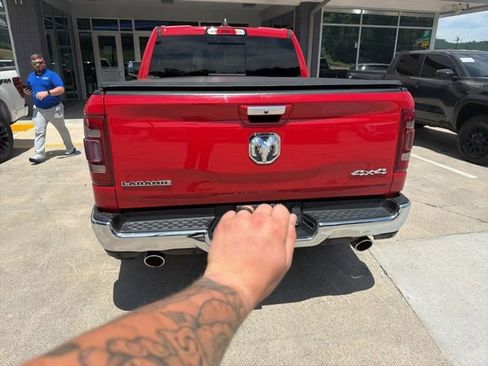 Used 2021 RAM 1500 Laramie AWD/4WD image 4