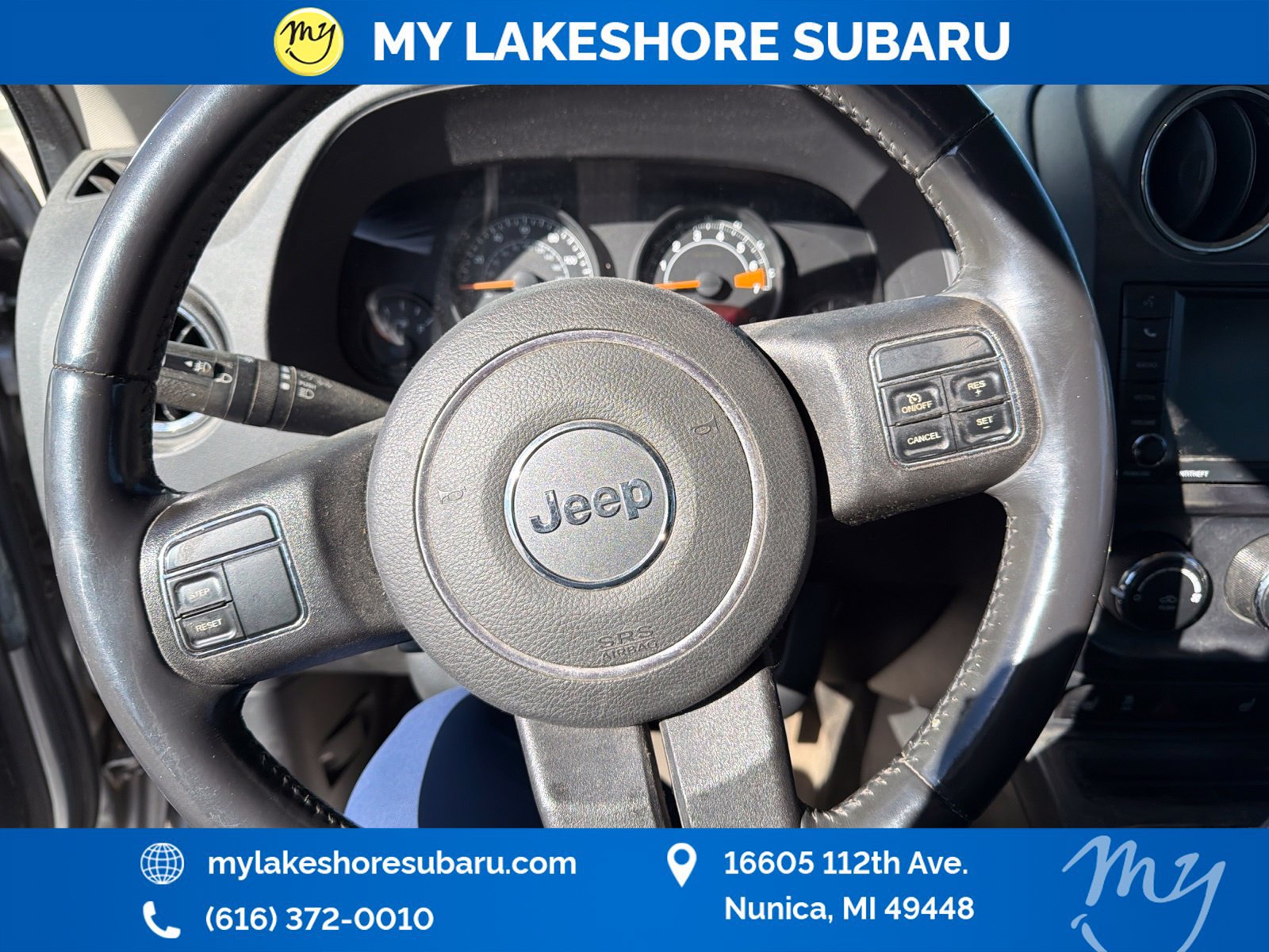 Used 2015 Jeep Patriot Latitude AWD/4WD image 11