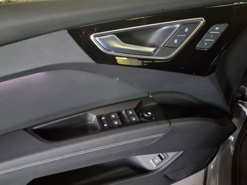 New 2025 Audi Q4 e-tron Premium Plus AWD/4WD image 11
