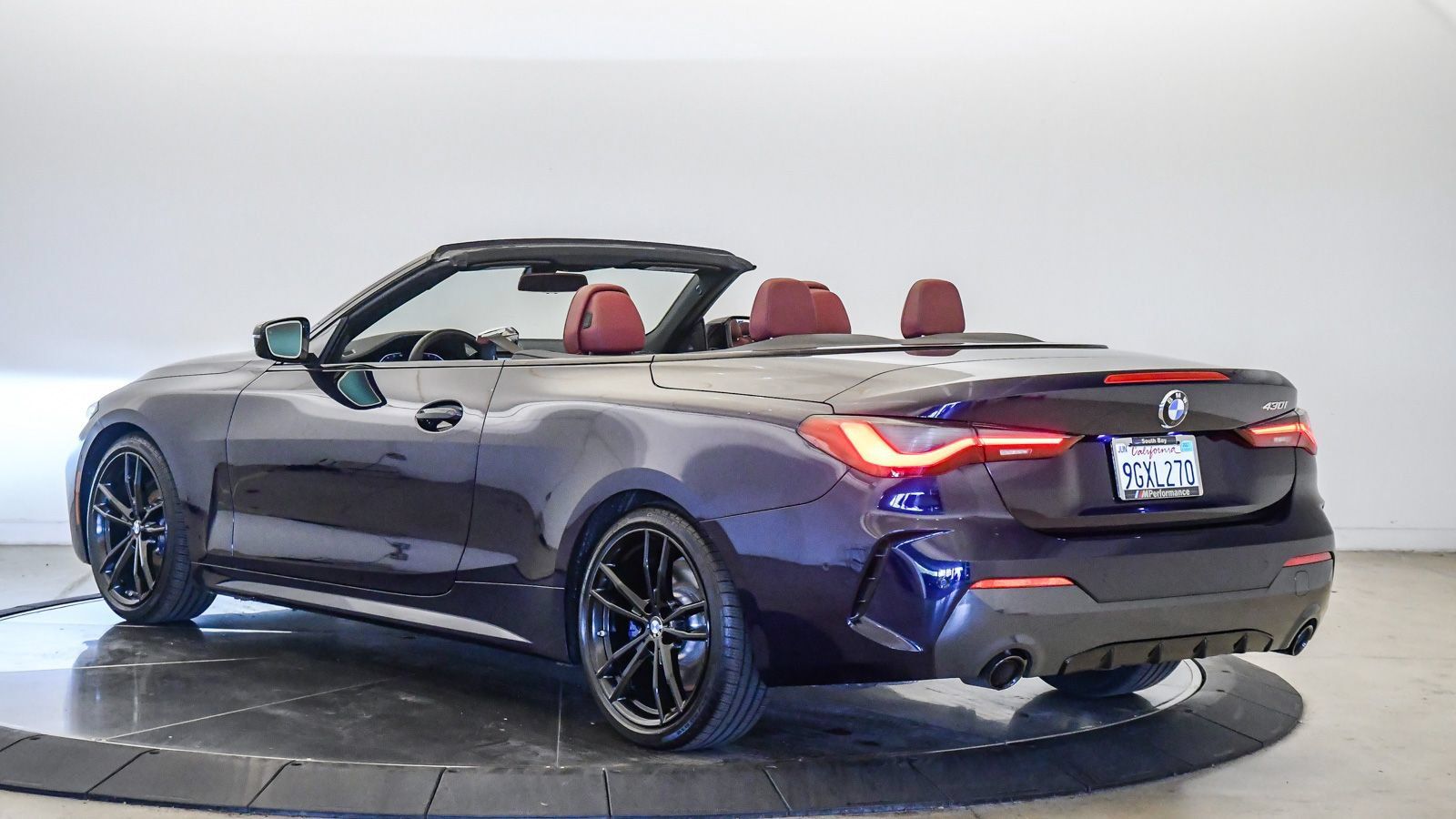 Certified 2023 BMW 430i Convertible w/ M Sport Package RWD image 30