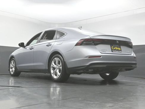 Used 2025 Honda Accord LX image 39