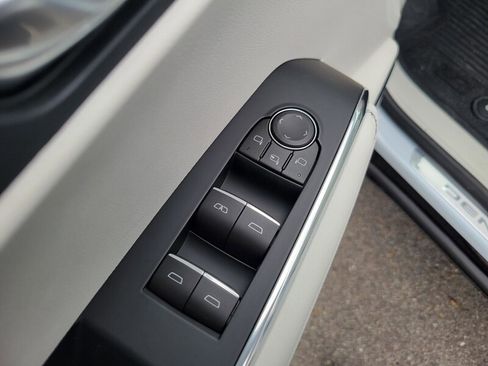 New 2026 GMC Acadia Denali w/ Super Cruise Package image 26