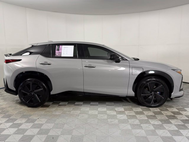 New 2026 Lexus RZ 450e AWD image 9