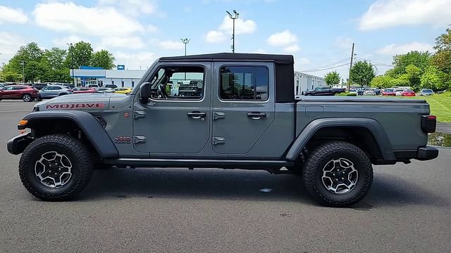 Used 2021 Jeep Gladiator Mojave w/ Safety Group AWD/4WD image 5