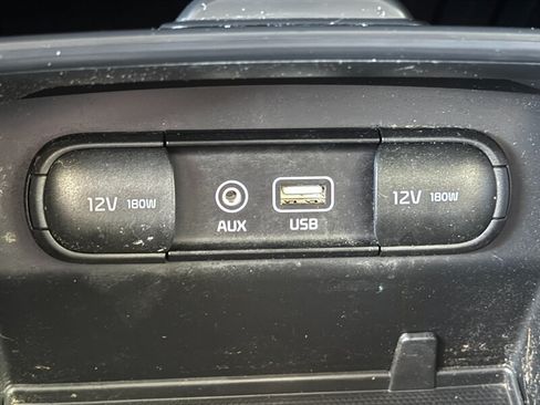 Used 2017 Kia Sorento FWD image 30