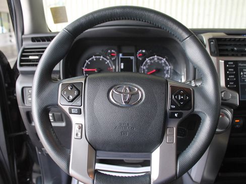Used 2021 Toyota 4Runner Trail Special Edition AWD/4WD image 14