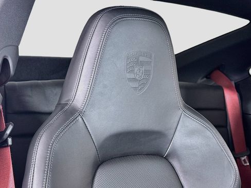 Used 2021 Porsche 911 Carrera image 22