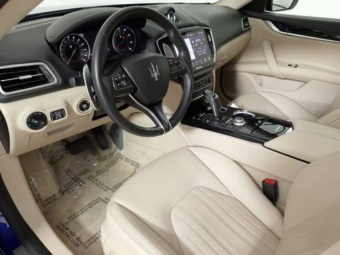 Used 2022 Maserati Ghibli Modena image 32