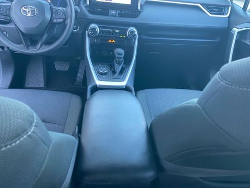Used 2025 Toyota RAV4 XLE image 11