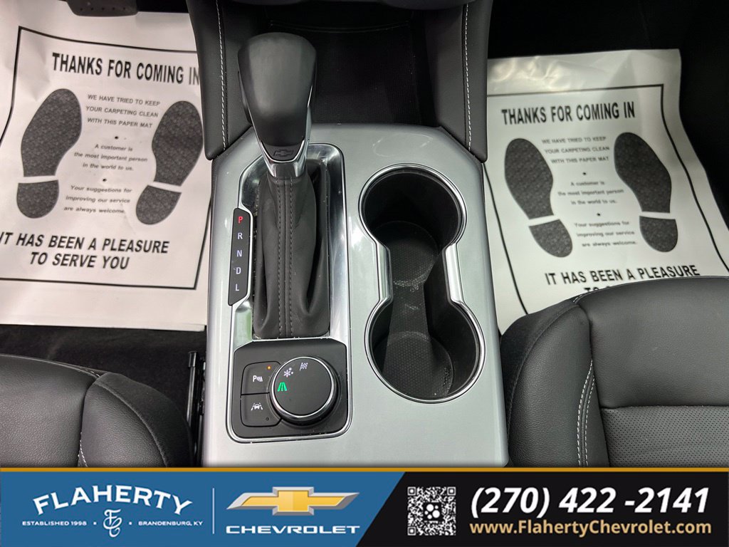 Used 2025 Chevrolet Blazer LT w/ Midnight/Sport Edition FWD image 30
