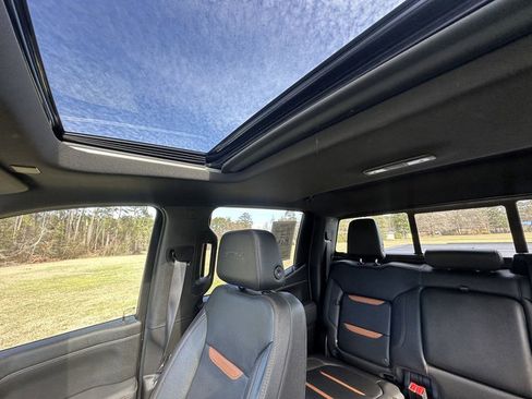 Used 2021 GMC Sierra 1500 AT4 w/ AT4 Value Package image 19