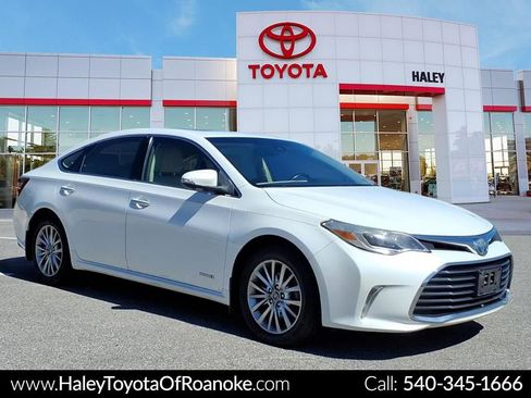 Used 2018 Toyota Avalon Limited w/ All Weather Liner Package FWD image 1