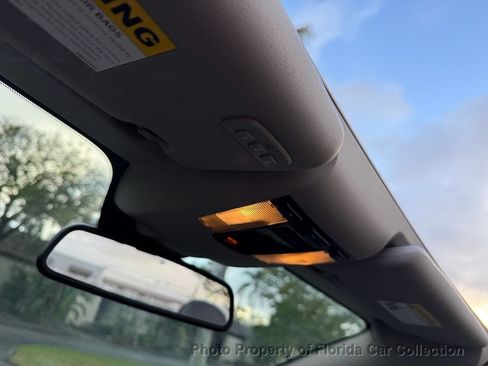 Used 2013 Volvo C70 T5 FWD image 60