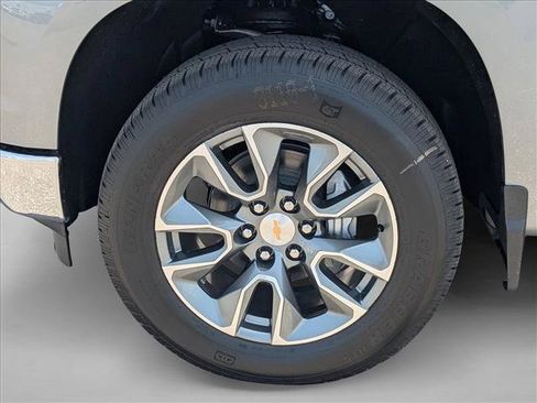 New 2026 Chevrolet Silverado 1500 LT w/ Safety Package AWD/4WD image 9