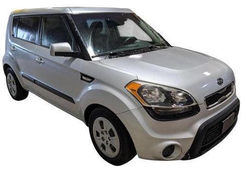 Used 2012 Kia Soul FWD image 8