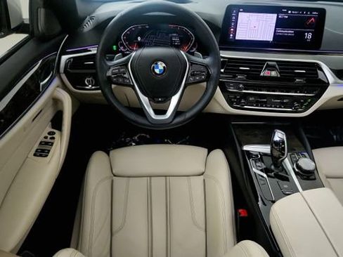 Used 2021 BMW 540i w/ Executive Package RWD image 51