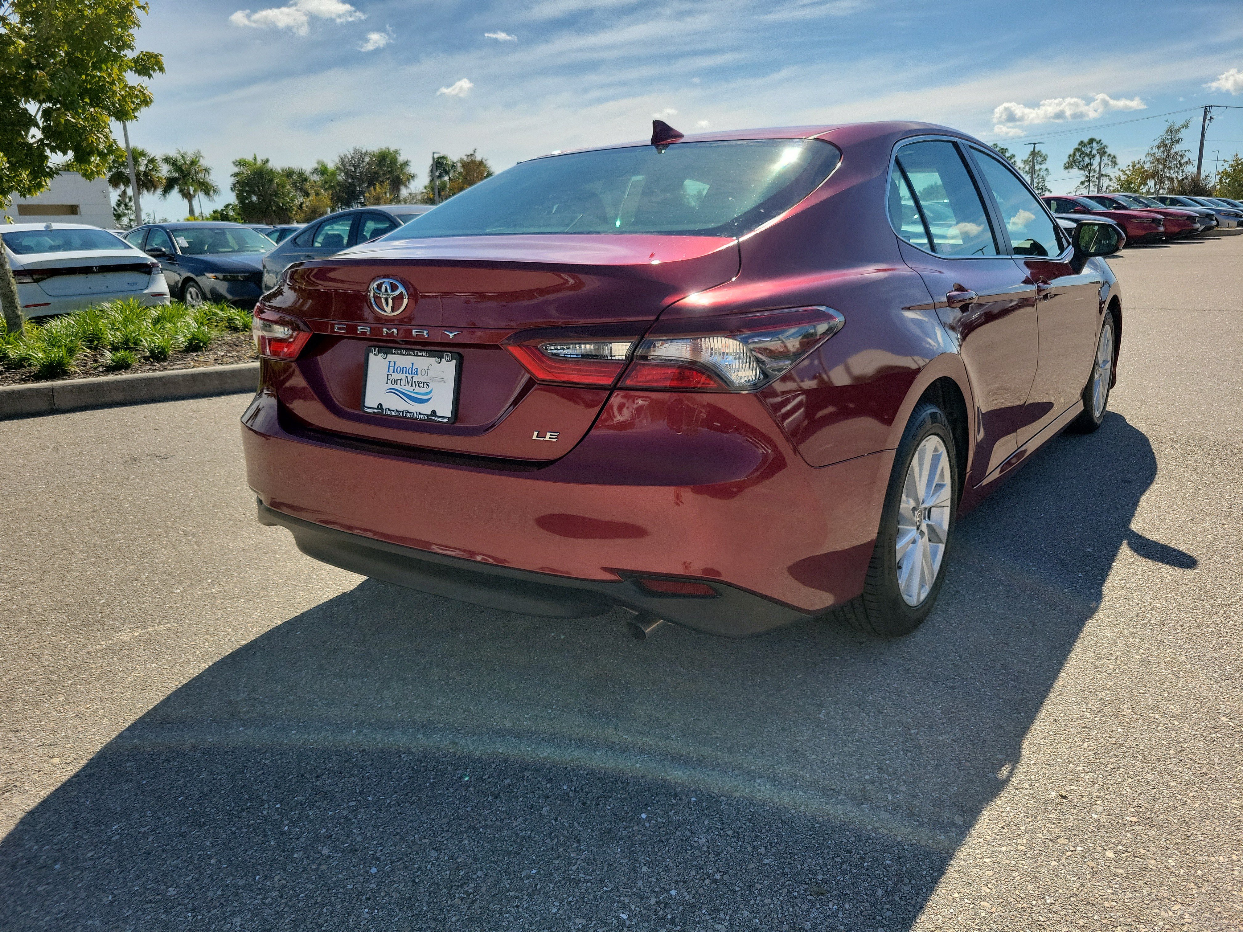 Used 2021 Toyota Camry LE FWD image 6