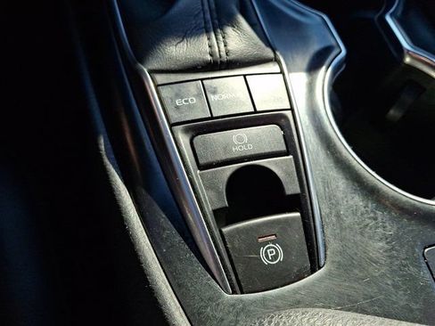 Used 2019 Toyota Camry XSE w/ Driver Assist Package FWD image 29
