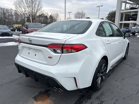 Used 2025 Toyota Corolla SE image 5