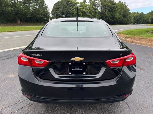 Used 2017 Chevrolet Malibu LT FWD image 6
