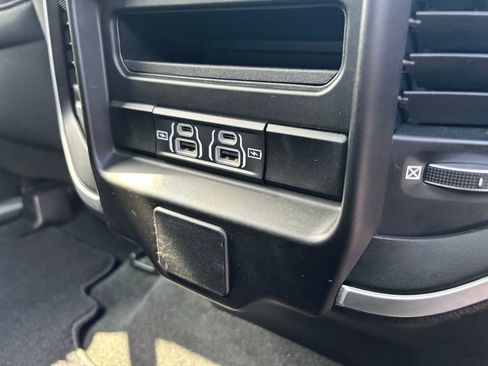 Used 2023 RAM 1500 Big Horn AWD/4WD image 18