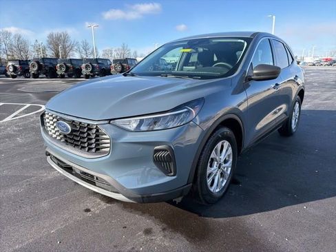 Certified 2023 Ford Escape Active image 13