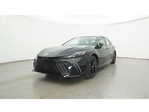 New 2026 Toyota Camry SE image 38