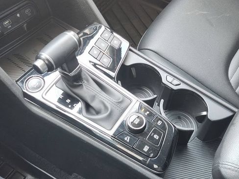 Used 2024 Kia Sportage SX FWD image 17