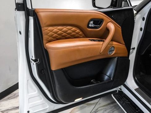 Used 2021 INFINITI QX80 Sensory w/ Cargo Package AWD/4WD image 40