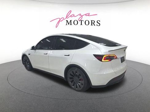 Used 2024 Tesla Model Y Performance AWD/4WD image 12