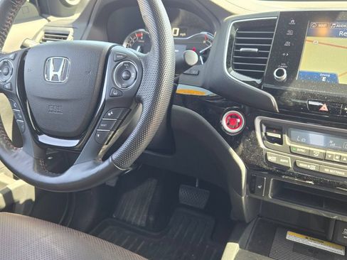 Used 2023 Honda Ridgeline Black Edition image 7