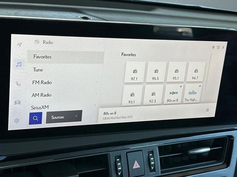 Certified 2023 Lexus ES 250 w/ Premium Package AWD/4WD image 24