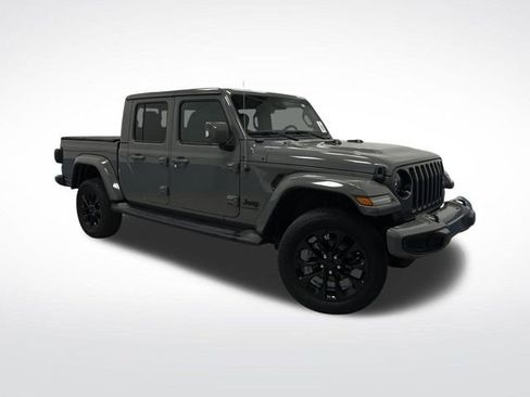 Used 2022 Jeep Gladiator Overland image 44