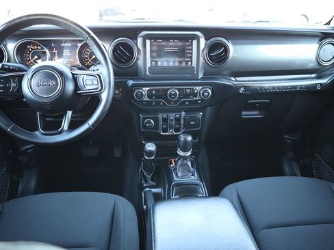 Used 2019 Jeep Wrangler Unlimited Sport AWD/4WD image 24