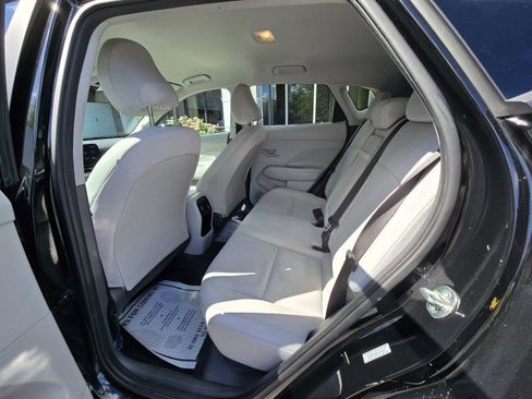Used 2024 Hyundai Kona SEL image 12