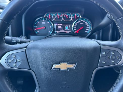 Used 2017 Chevrolet Silverado 1500 LT w/ High Desert Package AWD/4WD image 10