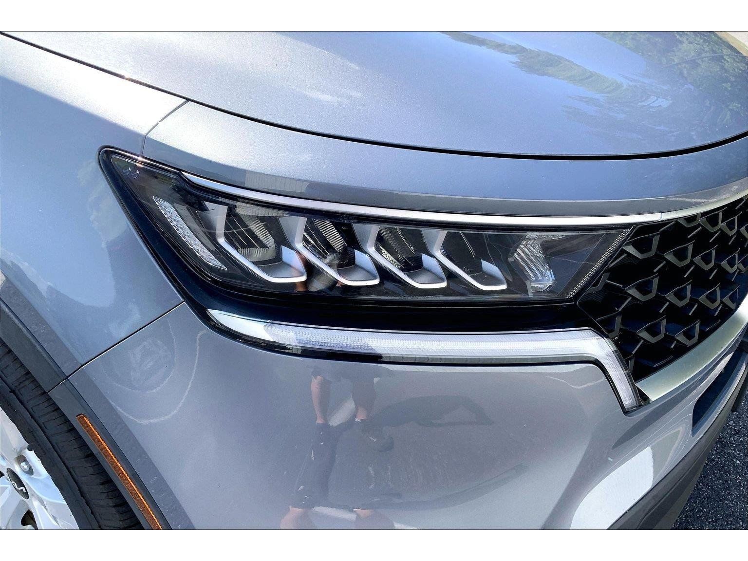 Used 2023 Kia Sorento LX FWD image 26